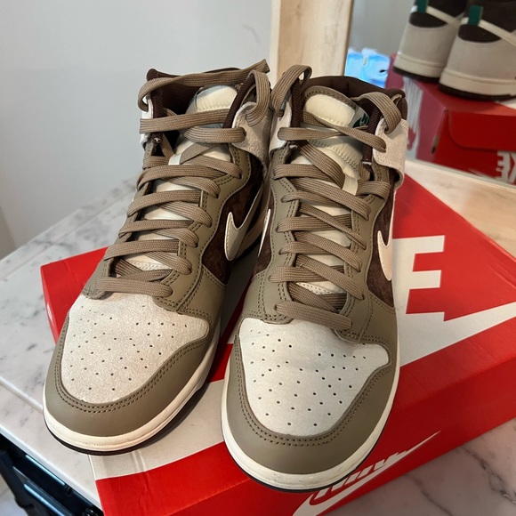 Nike Dunk High - Picture 6 of 6